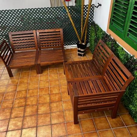 Cozy In Centric Area At With Air Conditioner *