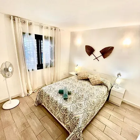 Cozy In Centric Area At With Air Conditioner Apartment *